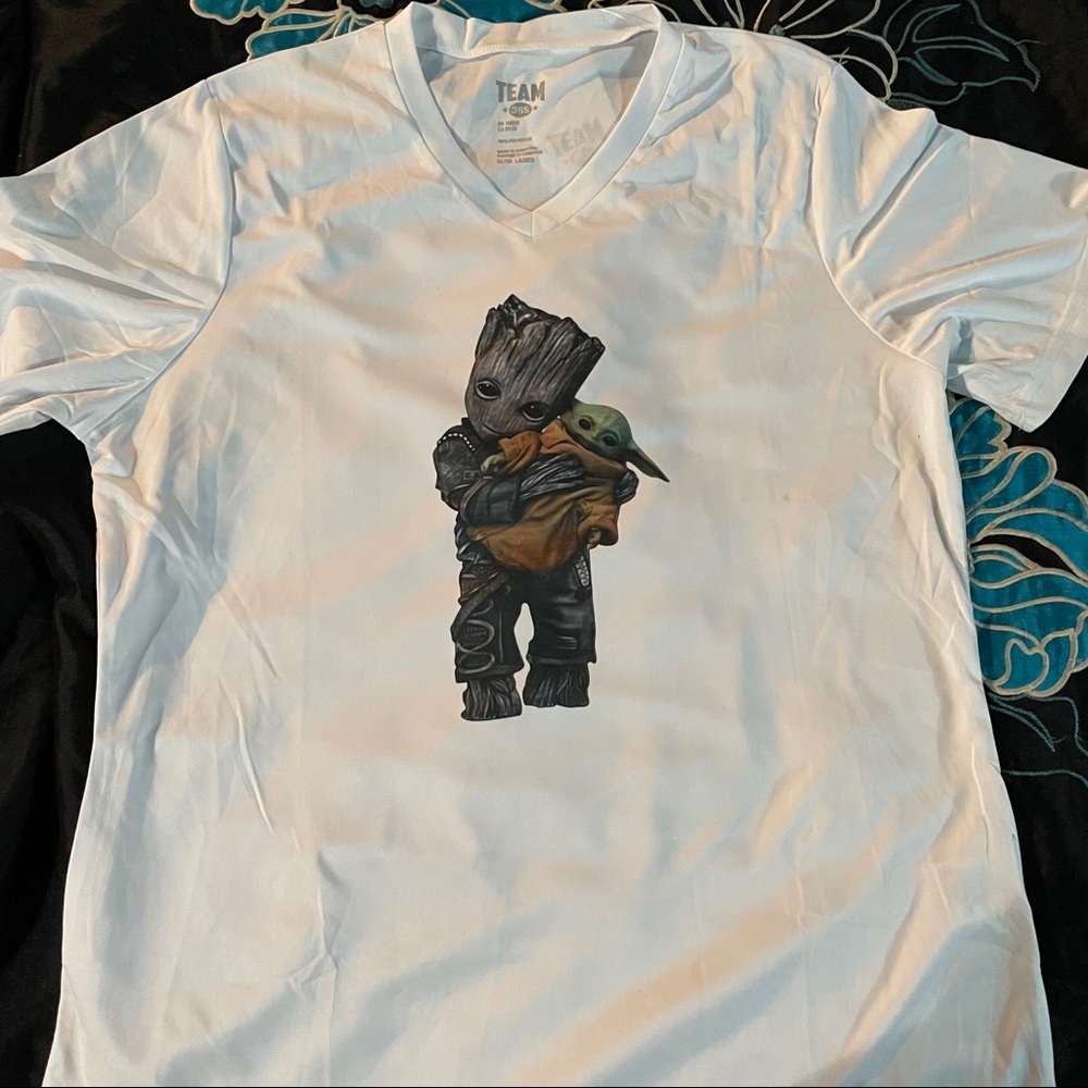 Baby Groot hugging Baby Yoda shirt